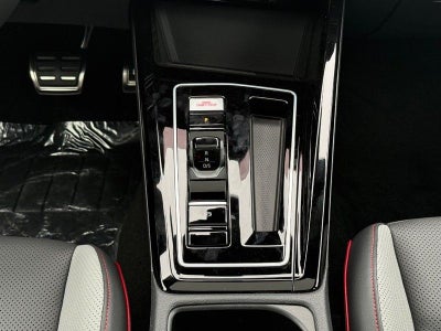 2026 Volkswagen Golf GTI SE