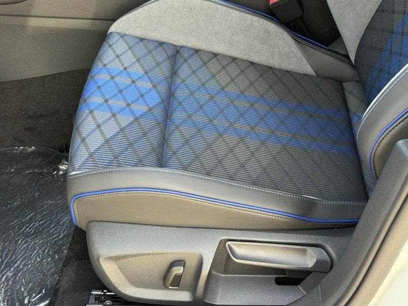 2026 Volkswagen Golf R 2.0T