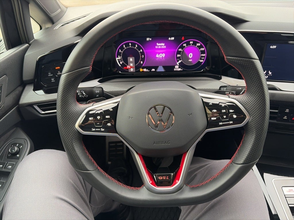 2024 Volkswagen Golf GTI 2.0T S