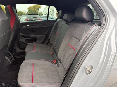2026 Volkswagen Golf GTI SE