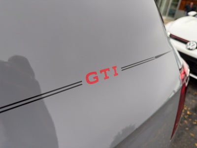2026 Volkswagen Golf GTI SE