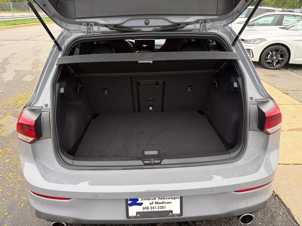 2026 Volkswagen Golf GTI SE