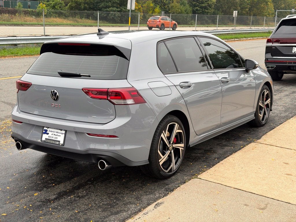 2026 Volkswagen Golf GTI SE