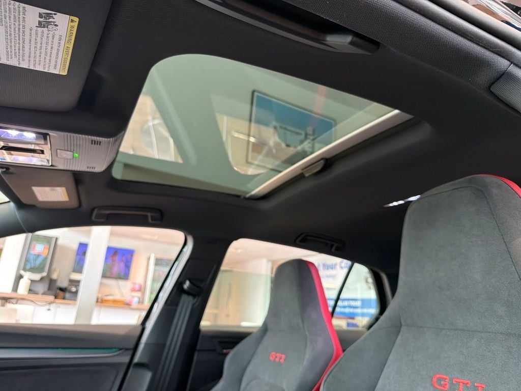 2026 Volkswagen Golf GTI SE