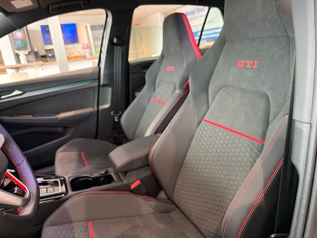 2026 Volkswagen Golf GTI SE