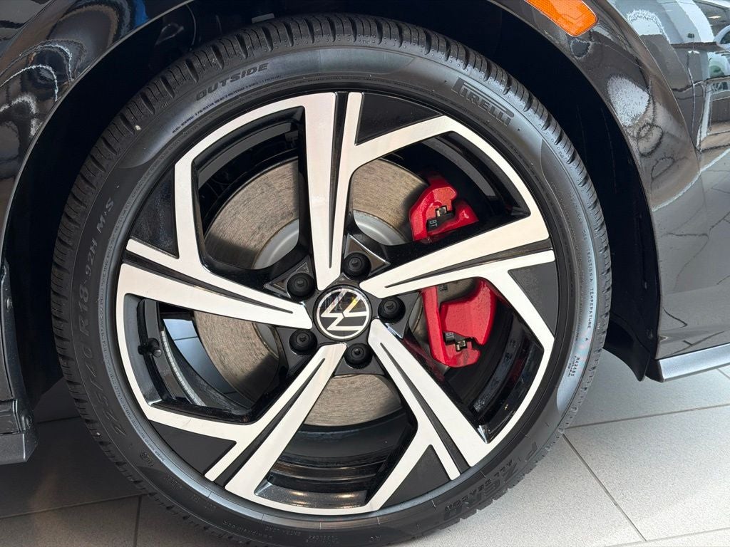 2026 Volkswagen Golf GTI SE
