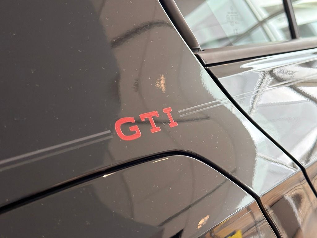 2026 Volkswagen Golf GTI SE