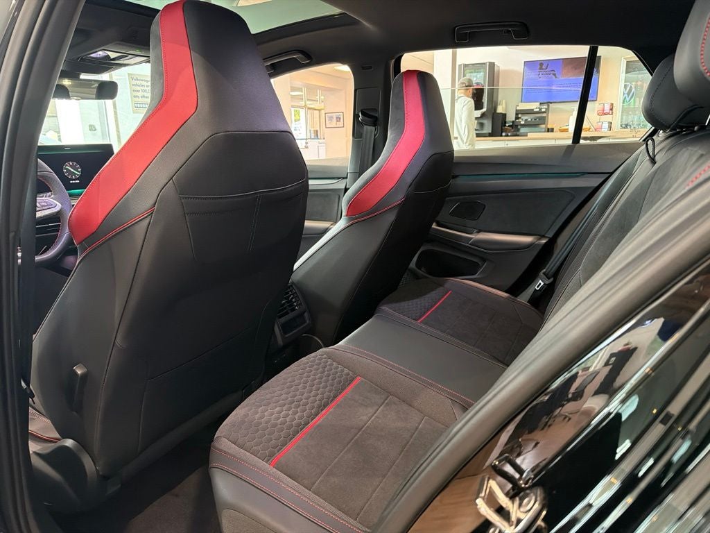 2026 Volkswagen Golf GTI SE