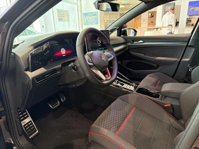 2026 Volkswagen Golf GTI SE