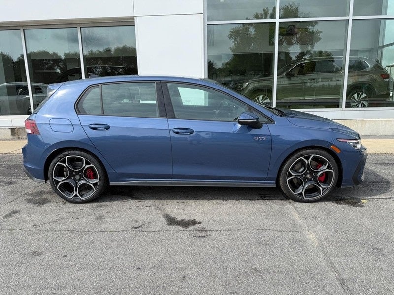 2025 Volkswagen Golf GTI Autobahn